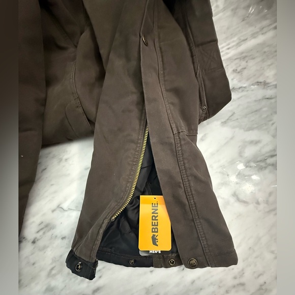 Like New! MOVING! EVYTHNG MUsT GO! Berne Men Insulated Washed Duck Bibs Overall - Picture 9 of 16